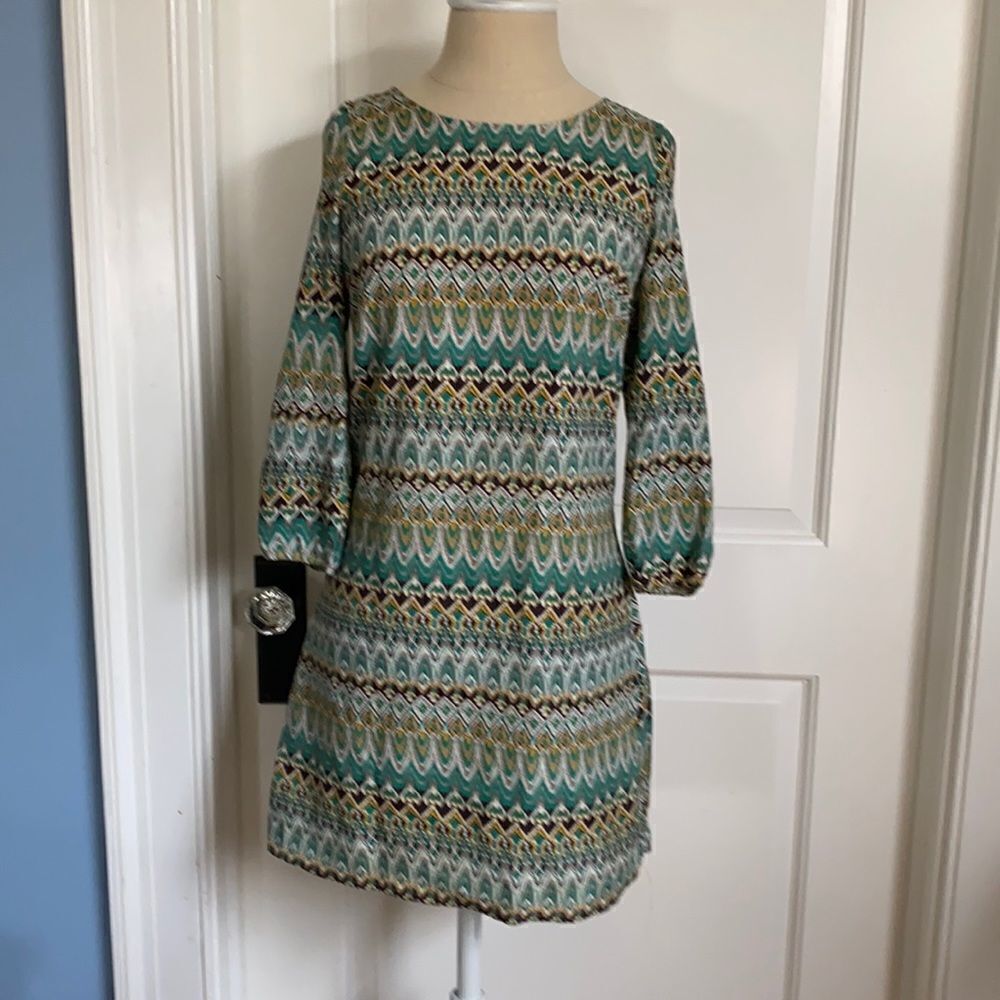 2 Hearts Mosaic Dress Size Medium ⭐️